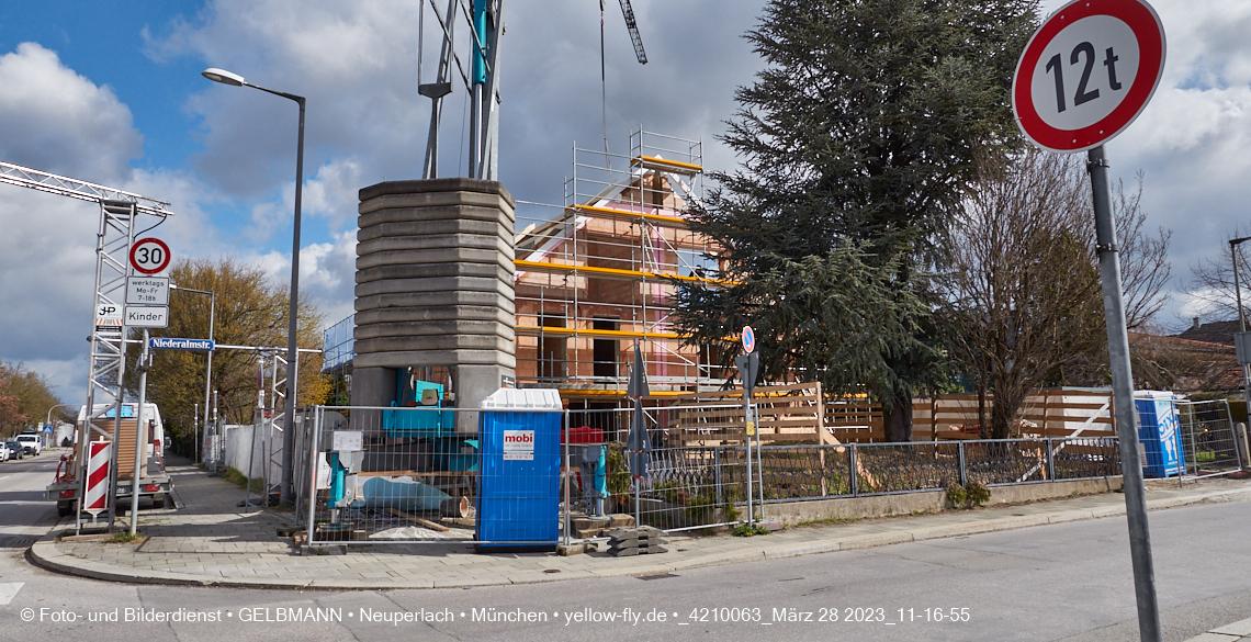 28.03.2023 - Baustelle Niederalmstraße 16 in Neuperlach